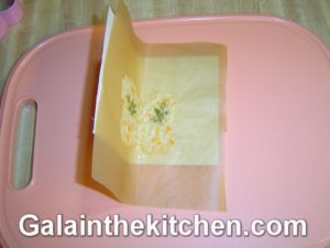 Photo how to make butterfly from parmesan
