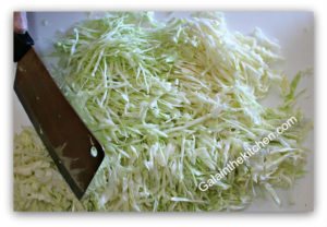 Photo How to shred cabbage with knife 1