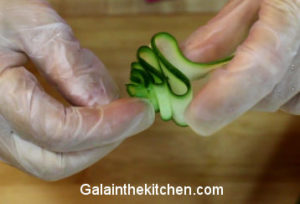 Photo How to make Christmas tree from cucumber 1
