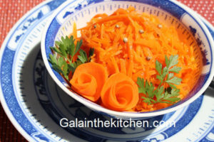 PhotoHow to make cute garnish flower from carrot