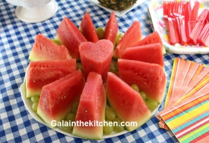 Photo How to cut watermelon