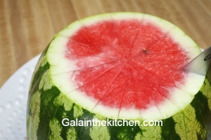 How to cut watermelon for party 2