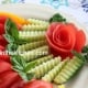 Photo Rose from tomato on vegetable platter