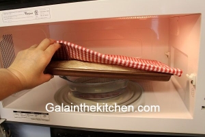 Photo Proofing Bread Dough in Microwave