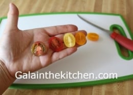 Photo how to cut small tomatoes